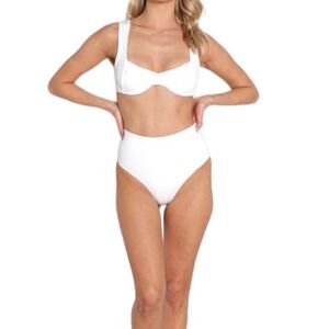 Never worn L*Space Cornflower Luka Bottom in White. Size - M